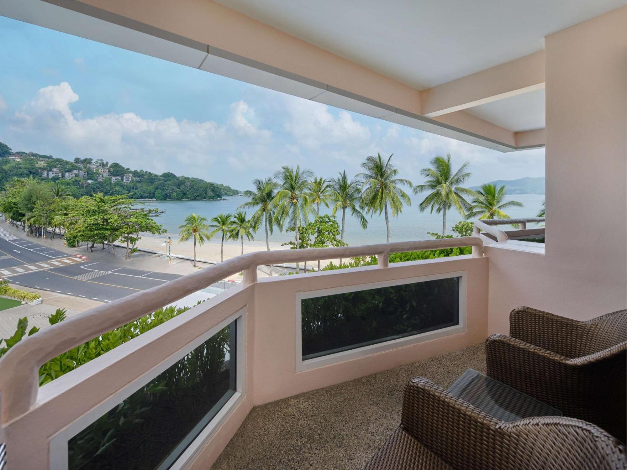 Homm Bliss Southbeach Patong Экстерьер фото